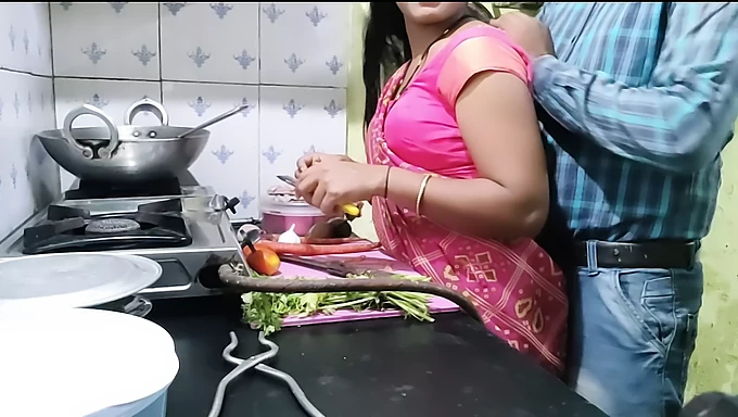 Indiase Desi Maid geneukt door Indiase man